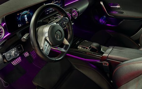 Mercedes-Benz CLA, 2019 год, 2 600 000 рублей, 6 фотография