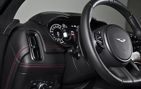 Aston Martin DBX I, 2021 год, 20 000 000 рублей, 16 фотография