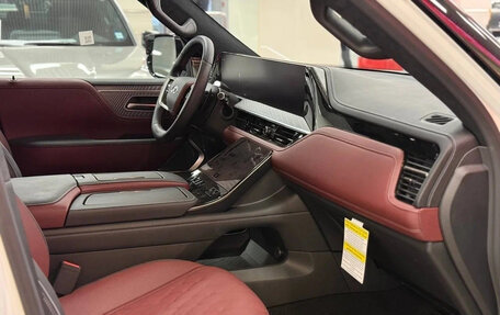 Infiniti QX80, 2025 год, 16 500 000 рублей, 11 фотография