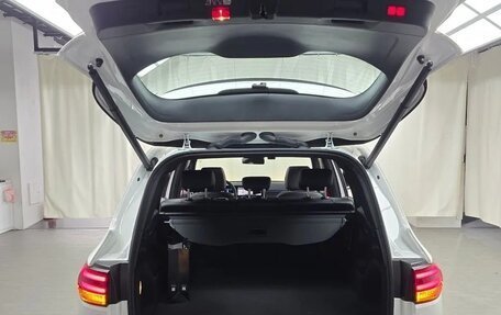 Mercedes-Benz GLB, 2025 год, 6 572 000 рублей, 10 фотография