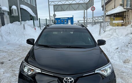 Toyota RAV4, 2016 год, 2 700 000 рублей, 3 фотография
