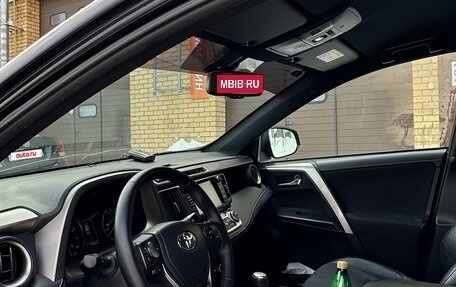 Toyota RAV4, 2016 год, 2 700 000 рублей, 11 фотография