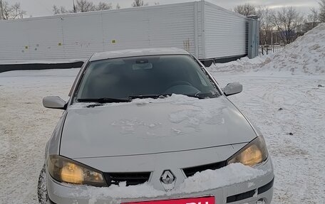 Renault Laguna II, 2006 год, 395 000 рублей, 2 фотография