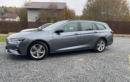 Opel Insignia II рестайлинг, 2020 год, 1 900 000 рублей, 3 фотография