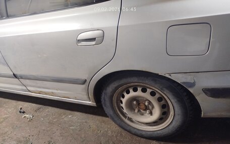 Hyundai Elantra III, 2001 год, 210 000 рублей, 2 фотография