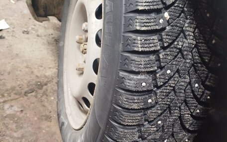 Hyundai Elantra III, 2001 год, 210 000 рублей, 8 фотография