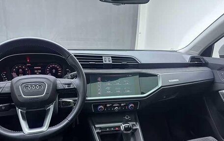 Audi Q3, 2022 год, 2 690 000 рублей, 13 фотография