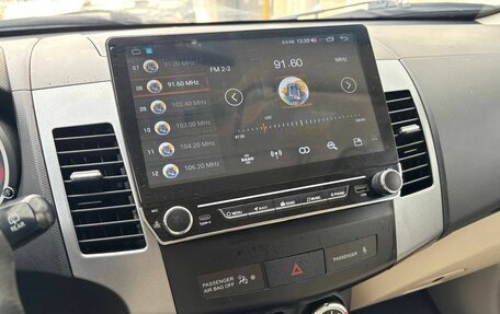 Mitsubishi Outlander III рестайлинг 3, 2008 год, 825 000 рублей, 18 фотография