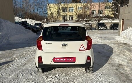 KIA Picanto II, 2016 год, 1 050 000 рублей, 5 фотография