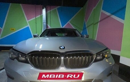 BMW 3 серия, 2019 год, 3 850 000 рублей, 8 фотография