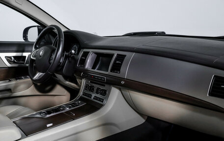 Jaguar XF I рестайлинг, 2014 год, 1 877 000 рублей, 9 фотография