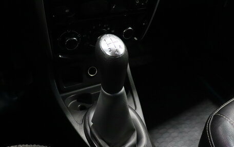 Nissan Terrano III, 2015 год, 990 000 рублей, 14 фотография