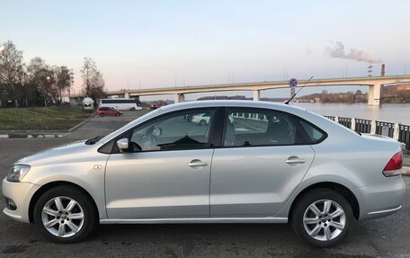 Volkswagen Polo VI (EU Market), 2011 год, 730 000 рублей, 4 фотография