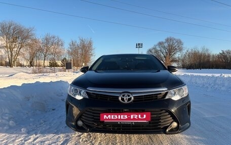 Toyota Camry, 2016 год, 2 300 000 рублей, 3 фотография