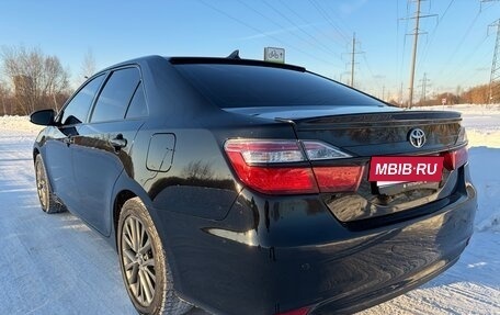 Toyota Camry, 2016 год, 2 300 000 рублей, 5 фотография