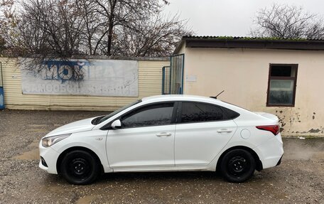 Hyundai Solaris II рестайлинг, 2018 год, 670 000 рублей, 6 фотография
