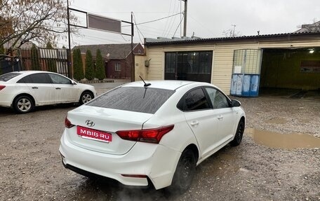 Hyundai Solaris II рестайлинг, 2018 год, 670 000 рублей, 4 фотография