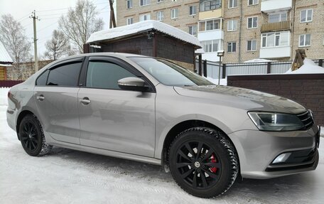 Volkswagen Jetta VI, 2016 год, 1 350 000 рублей, 3 фотография