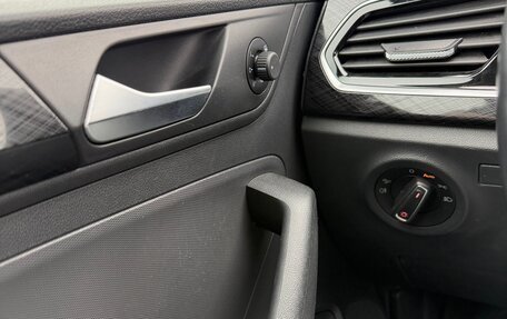 Volkswagen Polo VI (EU Market), 2022 год, 2 250 000 рублей, 13 фотография