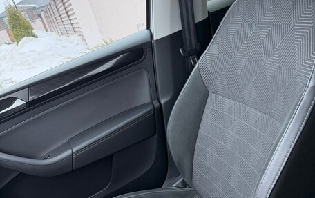 Volkswagen Polo VI (EU Market), 2022 год, 2 250 000 рублей, 17 фотография