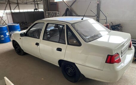 Daewoo Nexia I рестайлинг, 2010 год, 270 000 рублей, 2 фотография