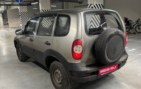 Chevrolet Niva I рестайлинг, 2010 год, 400 000 рублей, 4 фотография