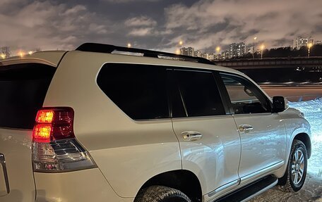 Toyota Land Cruiser Prado 150 рестайлинг 2, 2012 год, 2 800 000 рублей, 12 фотография