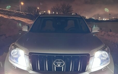 Toyota Land Cruiser Prado 150 рестайлинг 2, 2012 год, 2 800 000 рублей, 11 фотография