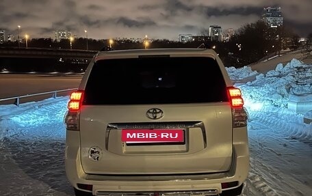 Toyota Land Cruiser Prado 150 рестайлинг 2, 2012 год, 2 800 000 рублей, 14 фотография