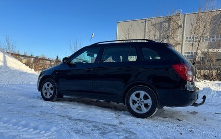 Skoda Fabia II, 2009 год, 400 000 рублей, 2 фотография