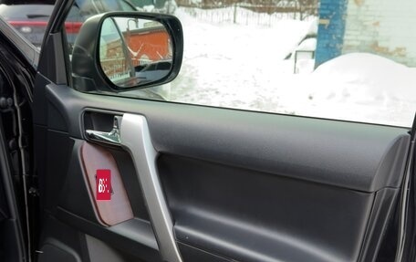 Toyota Land Cruiser Prado 150 рестайлинг 2, 2016 год, 4 350 000 рублей, 18 фотография