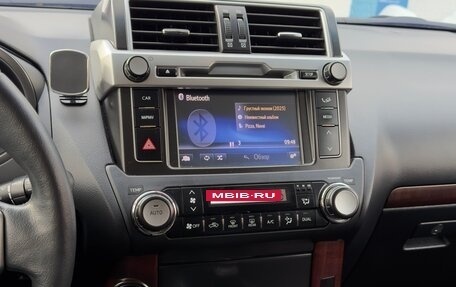 Toyota Land Cruiser Prado 150 рестайлинг 2, 2016 год, 4 350 000 рублей, 25 фотография