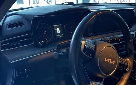 KIA K5, 2022 год, 2 300 000 рублей, 3 фотография