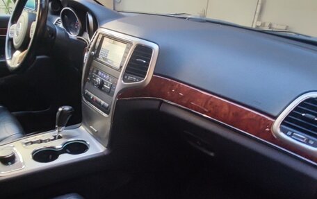 Jeep Grand Cherokee, 2012 год, 1 500 000 рублей, 20 фотография
