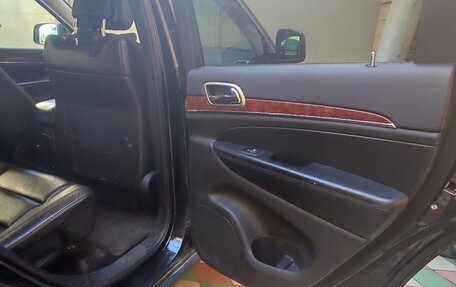 Jeep Grand Cherokee, 2012 год, 1 500 000 рублей, 16 фотография