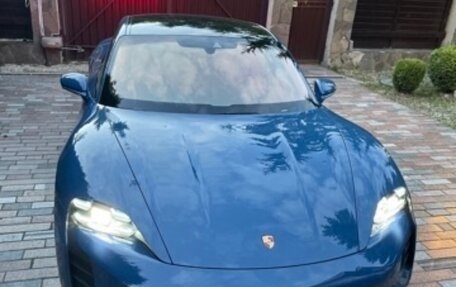 Porsche Taycan I, 2020 год, 15 999 999 рублей, 2 фотография