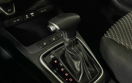 KIA Rio IV, 2018 год, 1 348 000 рублей, 9 фотография