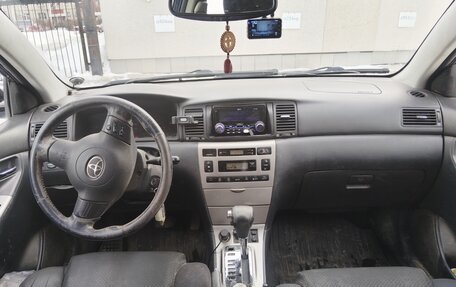 Toyota Corolla, 2005 год, 550 000 рублей, 16 фотография