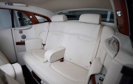 Rolls-Royce Phantom VII рестайлинг, 2008 год, 29 000 000 рублей, 16 фотография