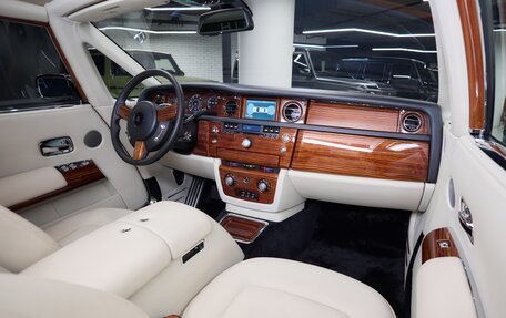 Rolls-Royce Phantom VII рестайлинг, 2008 год, 29 000 000 рублей, 29 фотография