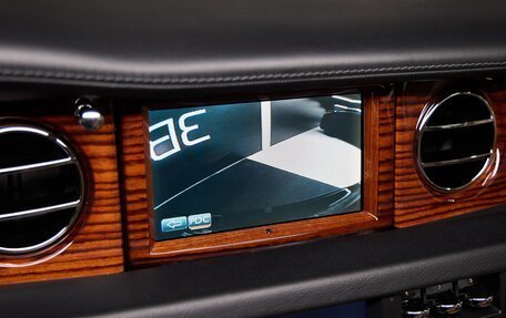 Rolls-Royce Phantom VII рестайлинг, 2008 год, 29 000 000 рублей, 33 фотография