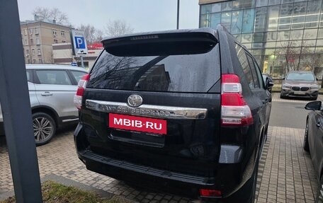 Toyota Land Cruiser Prado 150 рестайлинг 2, 2016 год, 3 450 000 рублей, 2 фотография