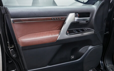 Toyota Land Cruiser 200, 2016 год, 5 450 000 рублей, 16 фотография