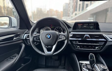 BMW 5 серия, 2018 год, 3 150 000 рублей, 13 фотография