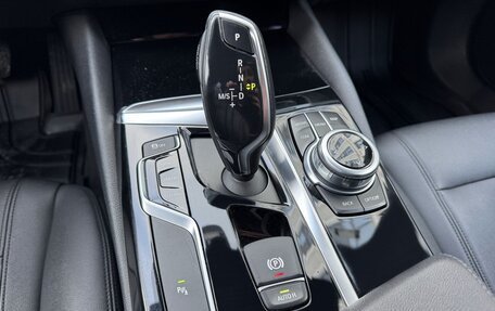 BMW 5 серия, 2018 год, 3 150 000 рублей, 21 фотография