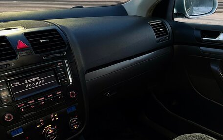 Volkswagen Jetta VI, 2006 год, 390 000 рублей, 20 фотография