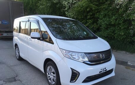 Honda Stepwgn IV, 2015 год, 1 550 000 рублей, 1 фотография