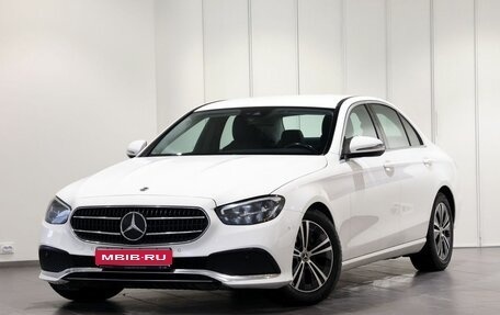 Mercedes-Benz E-Класс, 2021 год, 4 090 000 рублей, 1 фотография