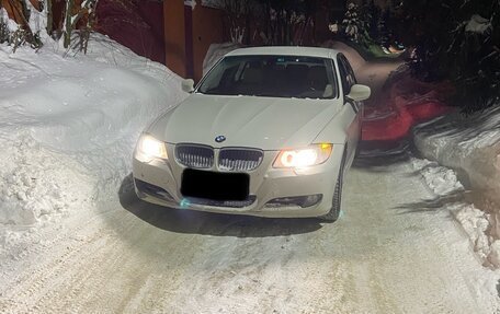 BMW 3 серия, 2011 год, 950 000 рублей, 1 фотография