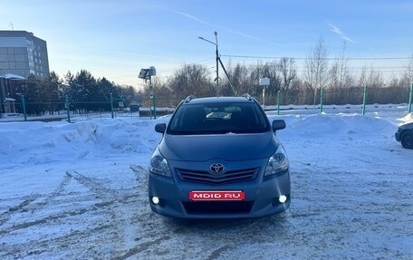 Toyota Verso I, 2011 год, 950 000 рублей, 1 фотография